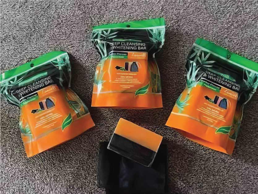 Click to view full screen NaturaCentials Deep Cleansing & Whitening Bar photo review